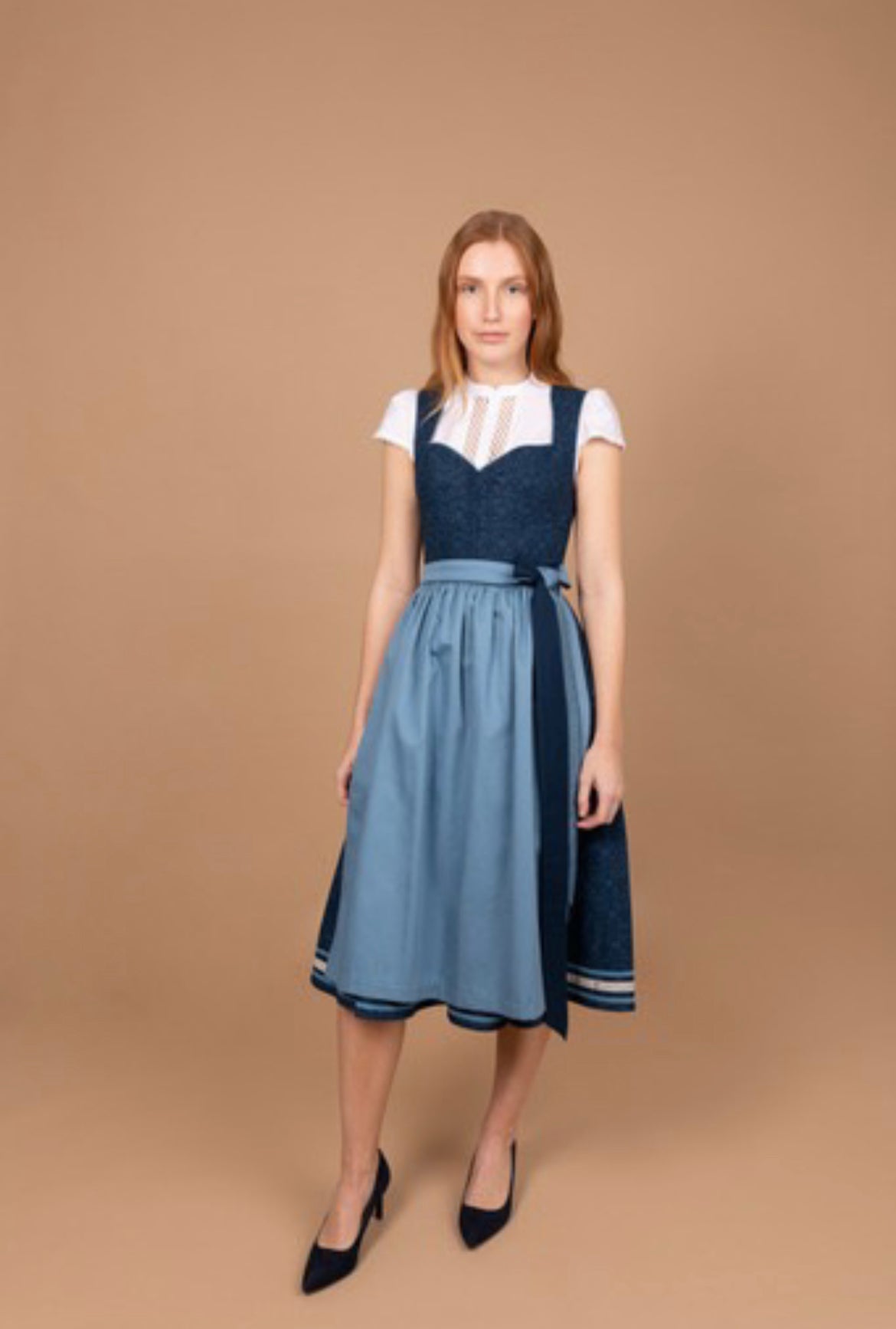 Waschdirndl Luisa col. Königsblau