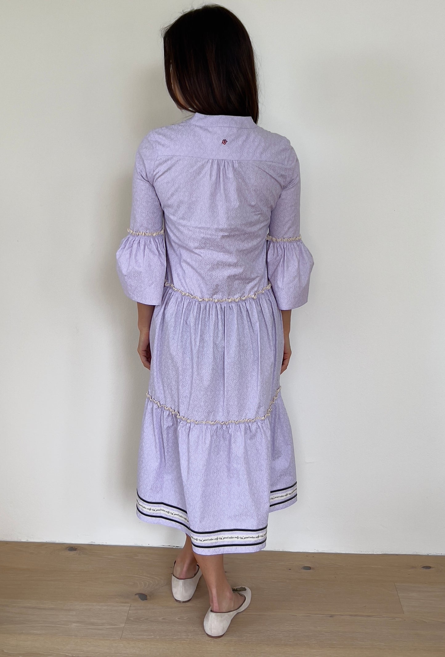 Trachtika Good Vibes Only in col. Sweet Lavender -Midi length