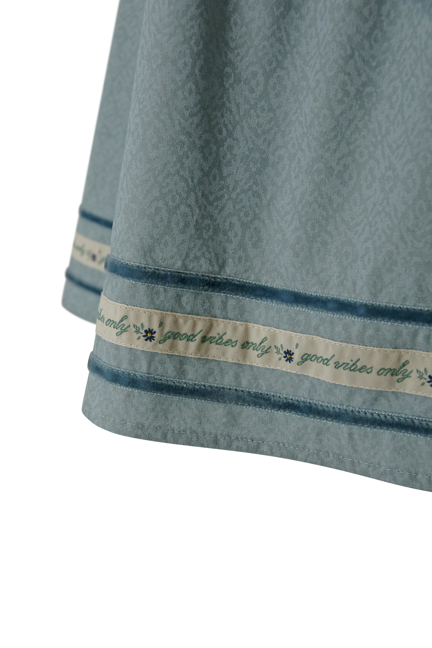 Trachtika Good Vibes Only in col. Morning Mist-Midi length