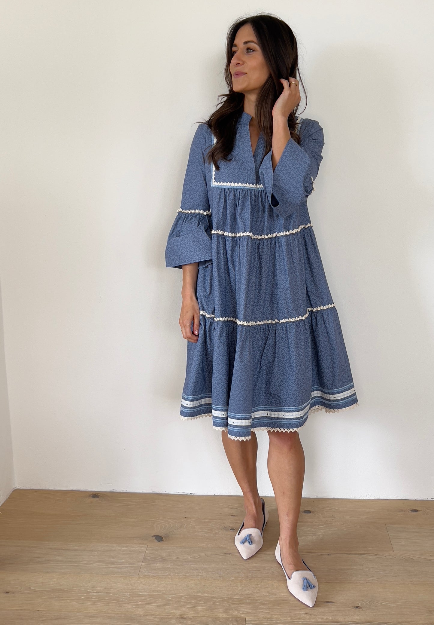 Trachtika Good Vibes Only in col. Forever Blue-Classic length
