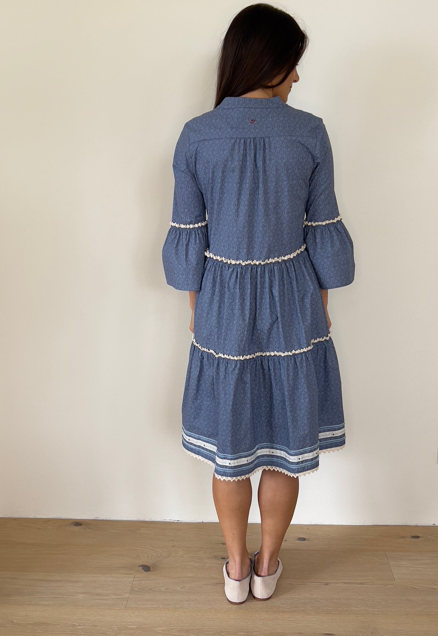 Trachtika Good Vibes Only in col. Forever Blue-Classic length